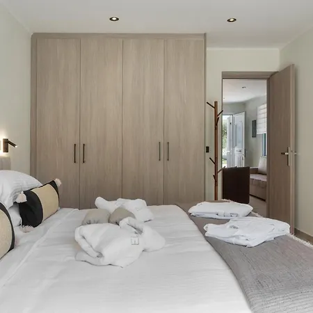 Elaionas Luxury * העיירה קוס