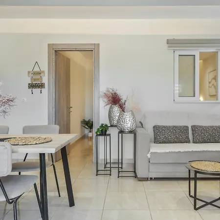 Elaionas Luxury דירה *