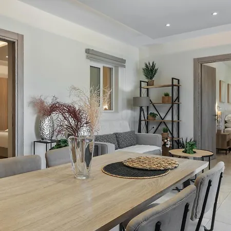 Elaionas Luxury דירה