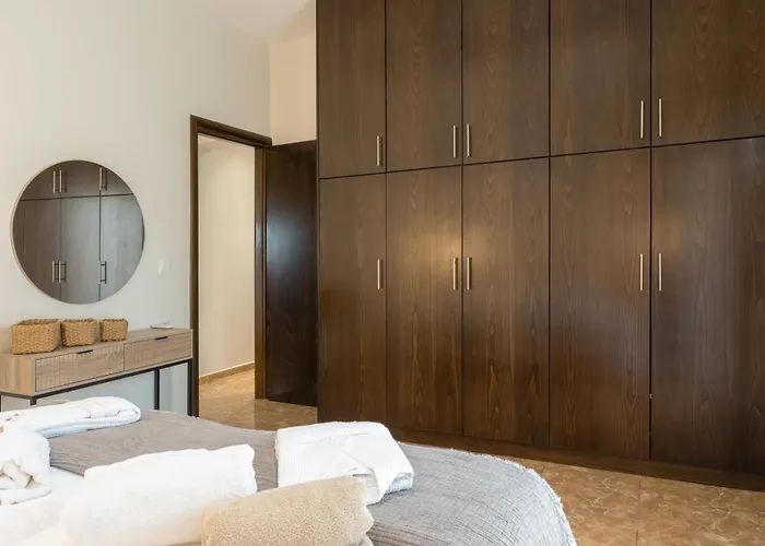 شقة Elaionas Luxury